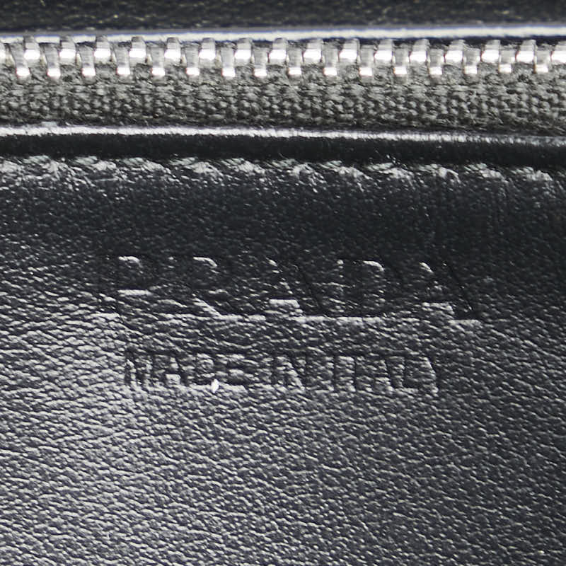 プラダ ロゴ サフィアーノ 長財布 ブラック レザー レディース PRADA 【中古】