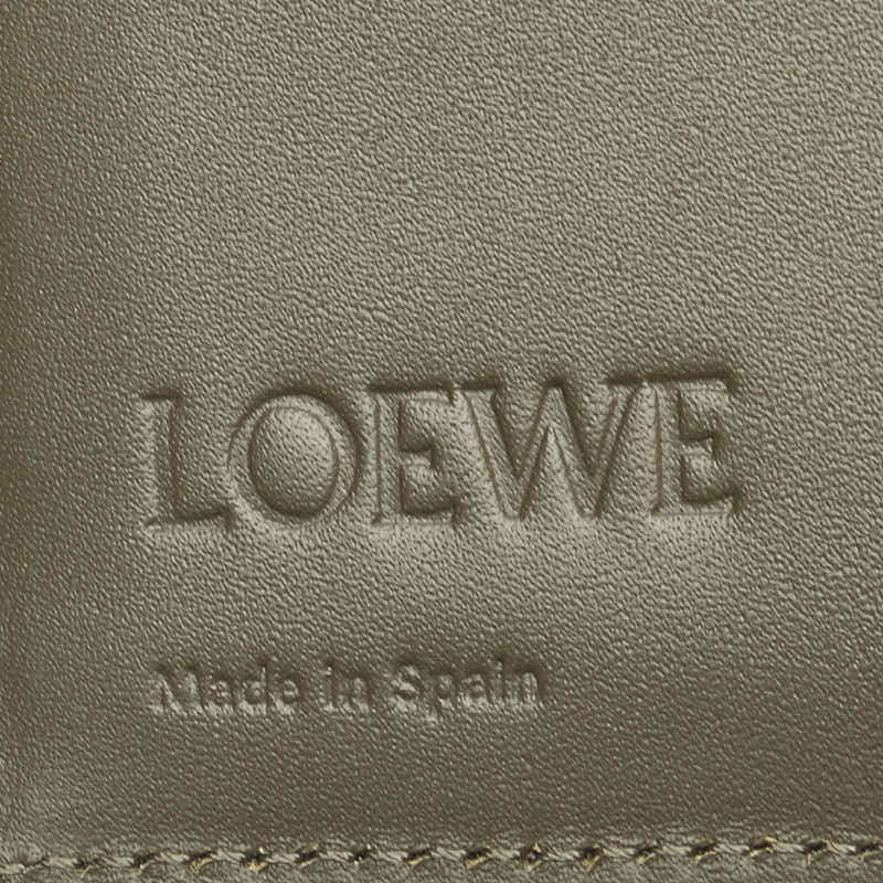 ロエベ スリム コンパクトウォレット 二つ折り財布 C779W73X01 カーキグリーン クラシックカーフ メンズ LOEWE 【中古】