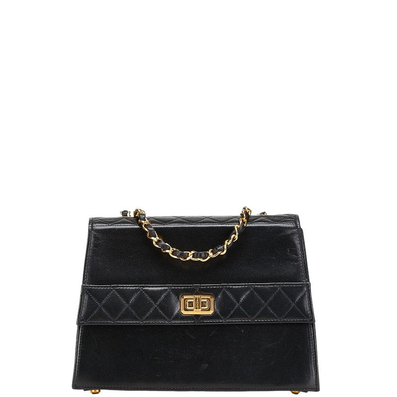 シャネル マトラッセ 台形 斜め掛け チェーン ショルダーバッグ ブラック ラムスキン レディース CHANEL 【中古】