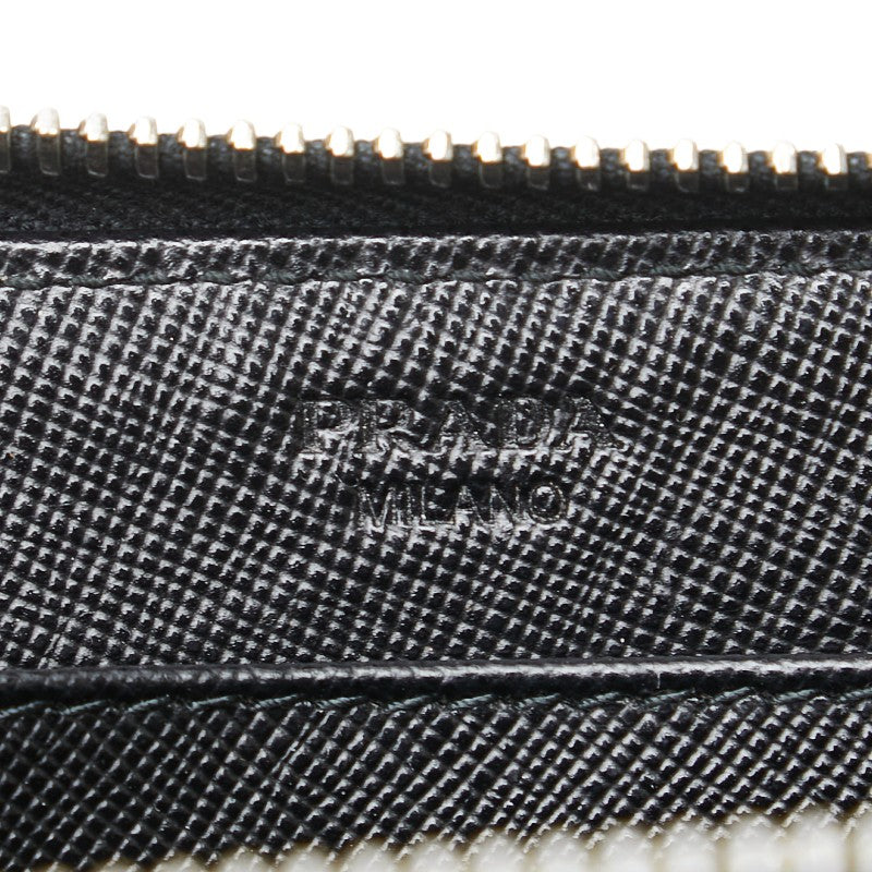プラダ 三角ロゴプレート 長財布 ラウンドファスナー ブラック レザー メンズ PRADA 【中古】