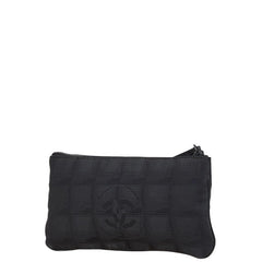 シャネル ニュートラベルライン ポーチ 小物入れ ブラック ナイロン レディース CHANEL 【中古】
