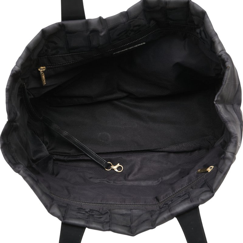 シャネル ニュートラベルライン トートMM トートバッグ ハンドバッグ ブラック ナイロン レザー レディース CHANEL 【中古】