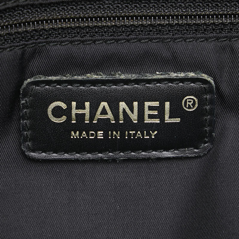 シャネル ニュートラベルライン トートMM トートバッグ ハンドバッグ ブラック ナイロン レザー レディース CHANEL 【中古】