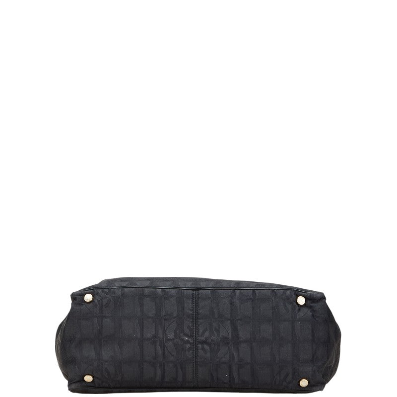 シャネル ニュートラベルライン トートMM トートバッグ ハンドバッグ ブラック ナイロン レザー レディース CHANEL 【中古】