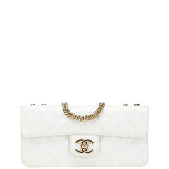 シャネル マトラッセ 長方形 ココマーク チェーン ショルダーバッグ ホワイト エナメル レディース CHANEL 【中古】
