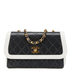 シャネル ココマーク マトラッセ チェーン ショルダーバッグ ブラック ホワイト ラムスキン レディース CHANEL 【中古】