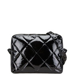 シャネル マトラッセ 斜め掛け ショルダーバッグ ブラック パテントレザー レディース CHANEL 【中古】
