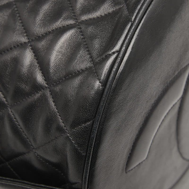 シャネル ココマーク マトラッセ 巾着型 チェーン ショルダーバッグ ブラック ラムスキン レディース CHANEL 【中古】