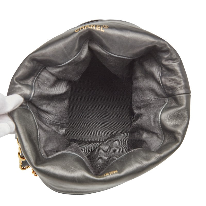 シャネル ココマーク マトラッセ 巾着型 チェーン ショルダーバッグ ブラック ラムスキン レディース CHANEL 【中古】