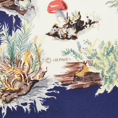 エルメス カレ90 Champignons シャンピニオン きのこ スカーフ 大判 ネイビー マルチカラー シルク レディース HERMES 中古