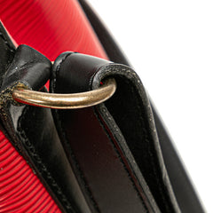 ルイ ヴィトン エピ プチノエ ショルダーバッグ M44172 カスティリアンレッド ノワール レザー レディース LOUIS VUITTON 【中古】