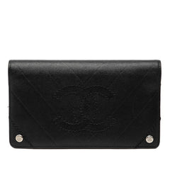 シャネル Vステッチ ココマーク 二つ折り 長財布 ブラック ラムスキン レディース CHANEL 中古