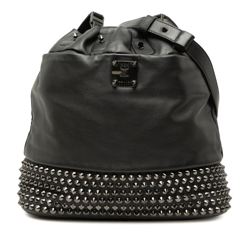 エム シー エム スタッド 斜め掛け ショルダーバッグ 巾着 ブラック レザー レディース MCM 【中古】