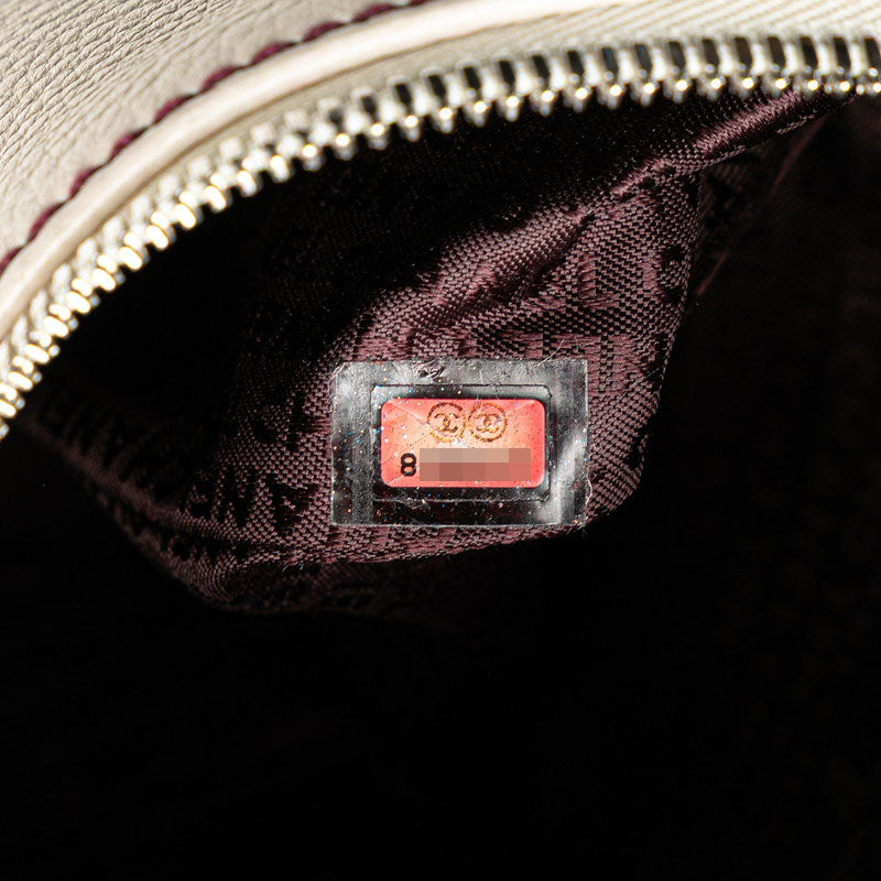 シャネル ロゴ フリンジ ワンショルダーバッグ アイボリー ボルドー カーフ レディース CHANEL 【中古】