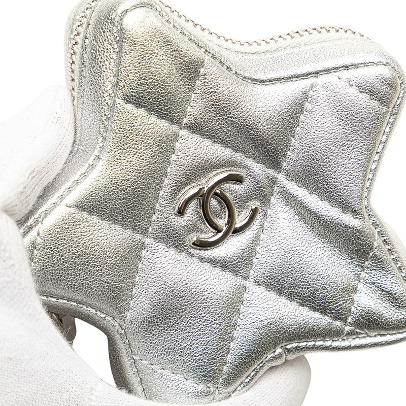 シャネル マトラッセ ココマーク スター コインケース ミニポーチ シルバー ラムスキン レディース CHANEL 【中古】