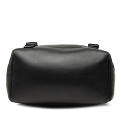 プラダ メッセンジャーバッグ 斜め掛け ショルダー ブラック レザー レディース PRADA 【中古】