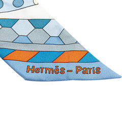 エルメス ツイリー LES MURMURES DE LA FORET 森のささやき スカーフ ブルージーン オレンジ クリーム シルク レディース HERMES 【中古】