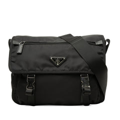 プラダ 三角ロゴプレート 斜め掛け ショルダーバッグ 1BD953 ブラック ナイロン レザー レディース PRADA 【中古】