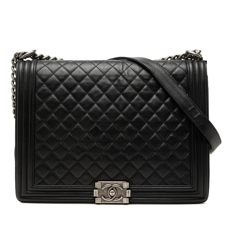 シャネル ボーイシャネル マトラッセ30 ココマーク チェーン ショルダーバッグ ブラック ラムスキン レディース CHANEL 【中古】