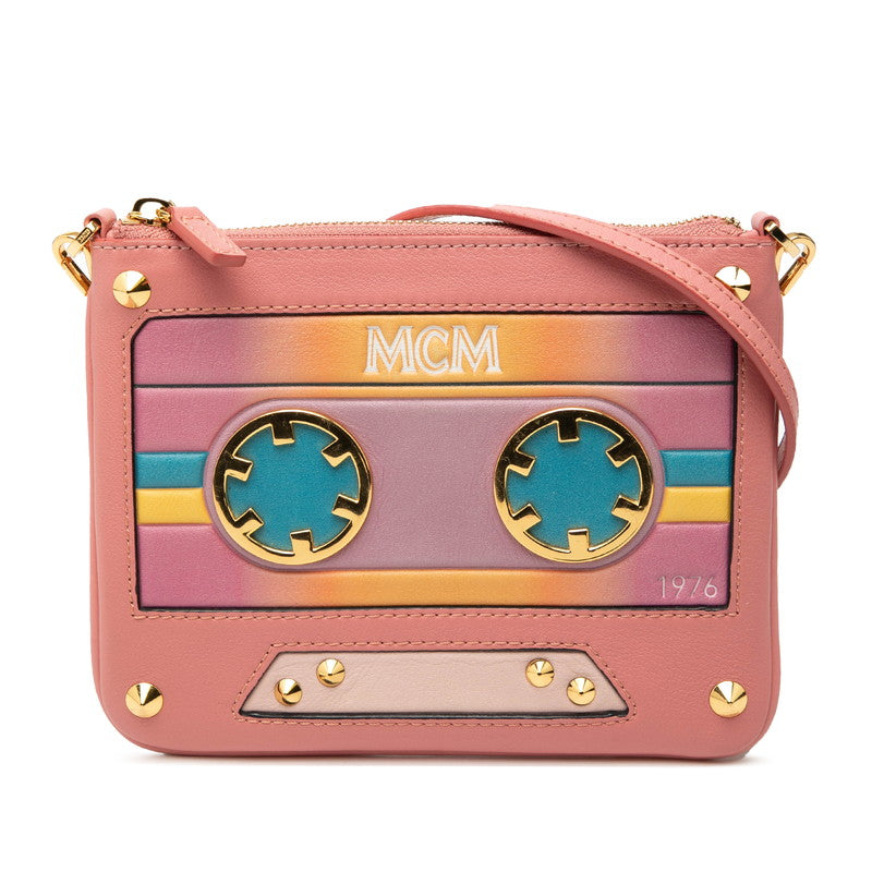 エム シー エム カセット スタッズ 斜め掛け ショルダーバッグ ピンク マルチカラー レザー レディース MCM 【中古】