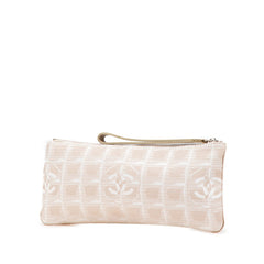 シャネル ニュートラベルライン ココマーク ポーチ ベージュ ホワイト キャンバス レディース CHANEL 【中古】