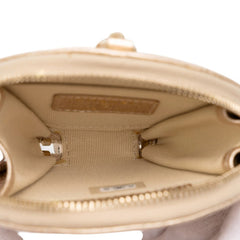 シャネル ココマーク マトラッセ 2024 イヤーズギフト コインケース AirPodsケース ゴールド レザー レディース CHANEL 中古