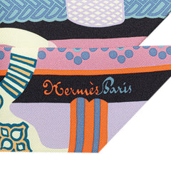 エルメス ツイリー Fantaisie d'Etriers 鎧の幻想 マリン スカーフ ブラック マルチカラー シルク レディース HERMES 【中古】