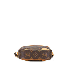 ルイ ヴィトン モノグラム ダヌーブ 斜め掛け ショルダーバッグ M45266 ブラウン PVC レザー レディース LOUIS VUITTON 【中古】