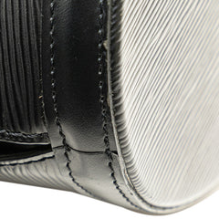 ルイ ヴィトン エピ クリュニー ショルダーバッグ M52252 ノワール ブラック レザー レディース LOUIS VUITTON 【中古】