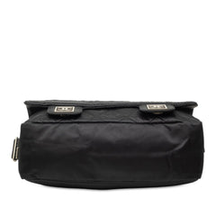 シャネル スポーツライン ココマーク 斜め掛け ショルダーバッグ メッセンジャー ブラック ナイロン レディース CHANEL 中古