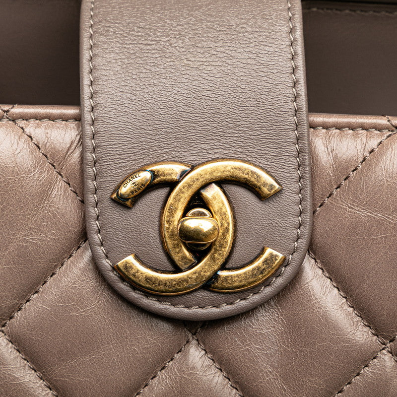 シャネル マトラッセ ココマーク ハンドバッグ ショルダーバッグ グレージュ レザー レディース CHANEL 【中古】
