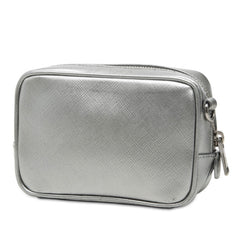 プラダ ロゴ 斜めかけ ショルダーバッグ カメラバッグ シルバー サフィアーノレザー レディース PRADA 【中古】