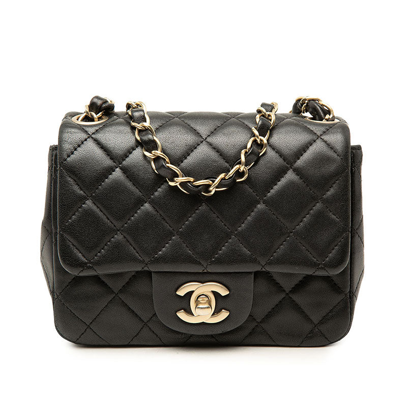 シャネル マトラッセ ココマーク チェーン ショルダーバッグ 斜め掛け ブラック ラムスキン レディース CHANEL 中古