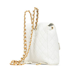 シャネル マトラッセ ココマーク チェーン リュック バックパック ホワイト ラムスキン レディース CHANEL 【中古】