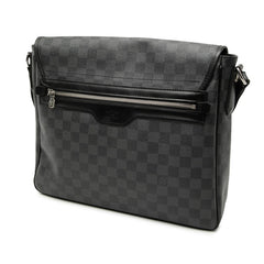 ルイ ヴィトン ダミエ グラフィット ダニエルMM 斜め掛け ショルダーバッグ N58029 ブラック PVC レザー メンズ LOUIS VUITTON 【中古】