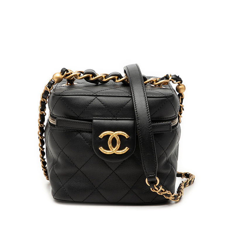 シャネル マトラッセ ココマーク チェーン ショルダーバッグ バニティバッグ ブラック ラムスキン レディース CHANEL 【中古】