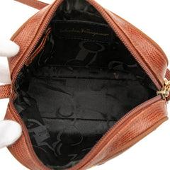 サルヴァトーレフェラガモ ヴァラ 型押し 斜めかけ ショルダーバッグ ブラウン レザー レディース Salvatore Ferragamo 【中古】