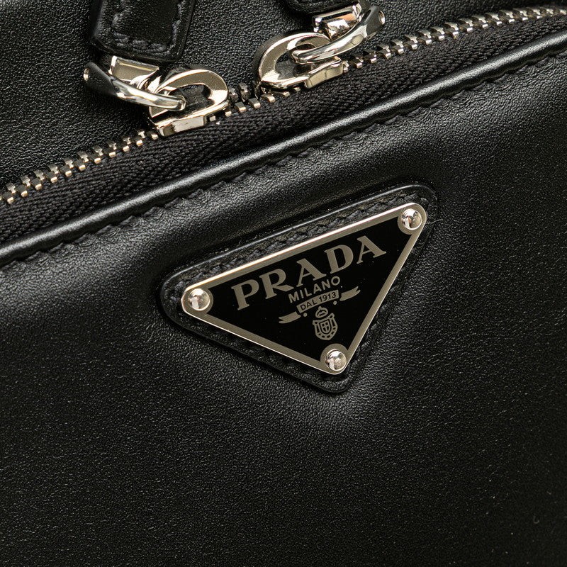 プラダ トライアングルロゴ 斜め掛け ショルダーバッグ 2VH168 ブラック レザー レディース PRADA 【中古】