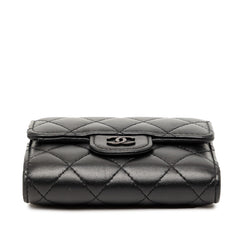 シャネル ココマーク マトラッセ 三つ折り財布 ブラック ラムスキン レディース CHANEL 【中古】