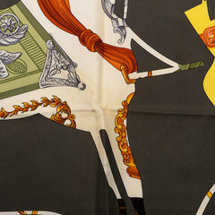 エルメス カレ90 Tout en Carré すべてはカレの中に スカーフ グリーン系 マルチカラー シルク レディース HERMES 中古