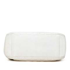 シャネル マトラッセ ココマーク チェーン トートバッグ ショルダーバッグ ホワイト キャビアスキン レディース CHANEL 【中古】