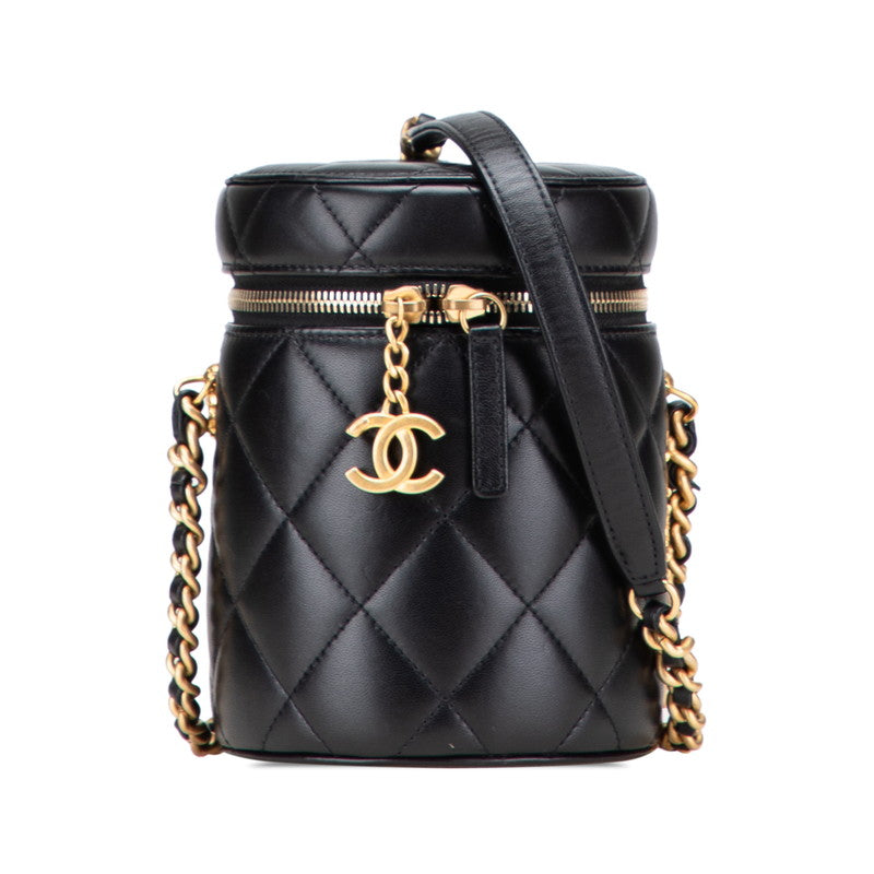 シャネル マトラッセ ココマーク チェーン ショルダーバッグ  バニティバッグ ブラック ラムスキン レディース CHANEL 【中古】