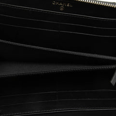 シャネル ココマーク マトラッセ ラウンドファスナー 長財布 ブラック ネイビー レザー フェイクパール レディース CHANEL 【中古】