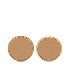 シャネル ロゴ イヤリング ゴールド ベージュ メッキ レザー レディース CHANEL 【中古】