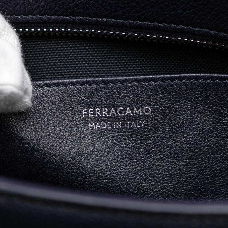 サルヴァトーレフェラガモ ロゴ セカンドバッグ ネイビー レザー レディース Salvatore Ferragamo 【中古】