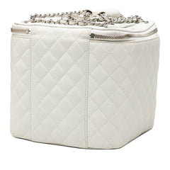 シャネル ココマーク マトラッセ バニティ チェーン ショルダーバッグ ホワイト ラムスキン レディース CHANEL 【中古】