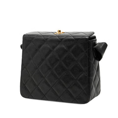 シャネル マトラッセ ココマーク 斜めかけ ショルダーバッグ ブラック キャビアスキン レディース CHANEL 【中古】