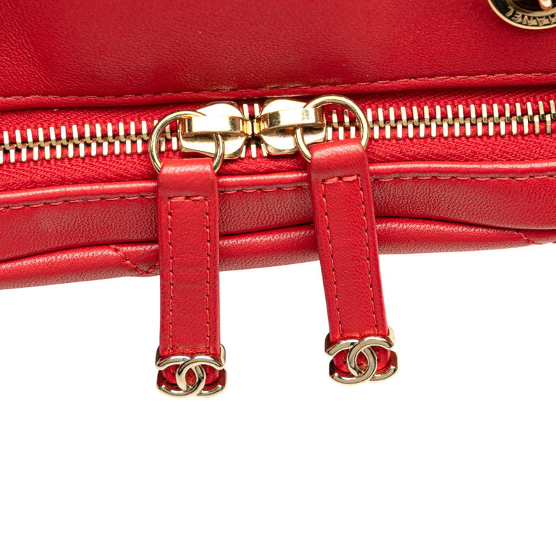 シャネル マトラッセ スタッズ ココマーク チェーンショルダーバッグ レッド ゴールド ラムスキン レディース CHANEL 【中古】
