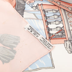 エルメス カレ90 クイーン戴冠式 VUE DU CARROSSE DE LA GALERE LA REALE スカーフ ピンク ホワイト シルク レディース HERMES 【中古】