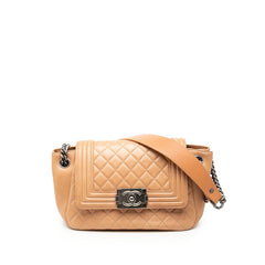 シャネル ココマーク ボーイシャネル マトラッセ チェーン ワンショルダーバック ベージュ ラムスキン レディース CHANEL 【中古】